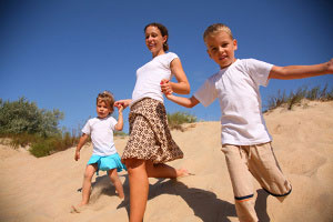 the difference between au pair and nanny 
